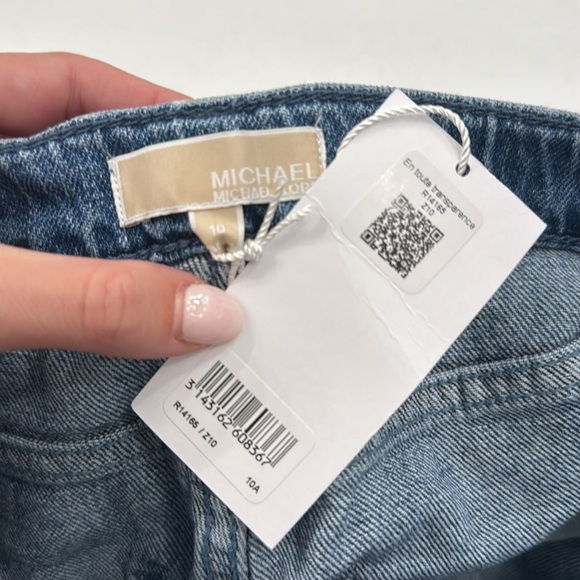 NWT Michael Kors Kids Wide Leg Jeans with Chain - Picture 7 of 7